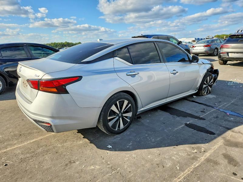 Фото 3 - NISSAN ALTIMA