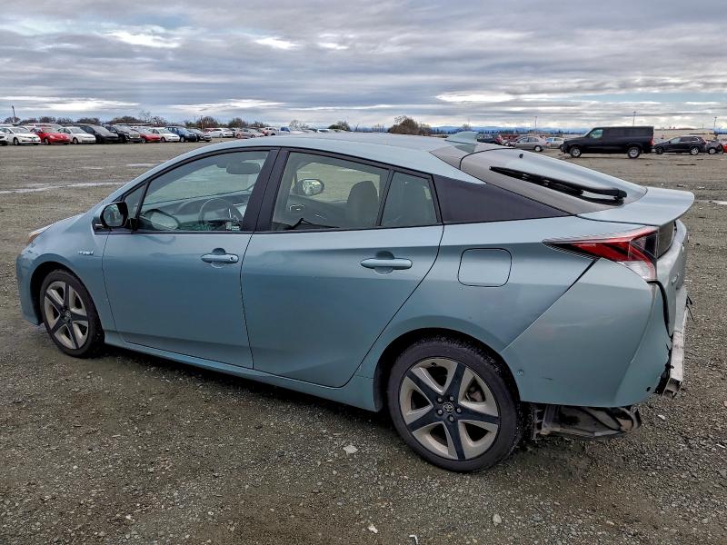 Фото 2 - TOYOTA PRIUS