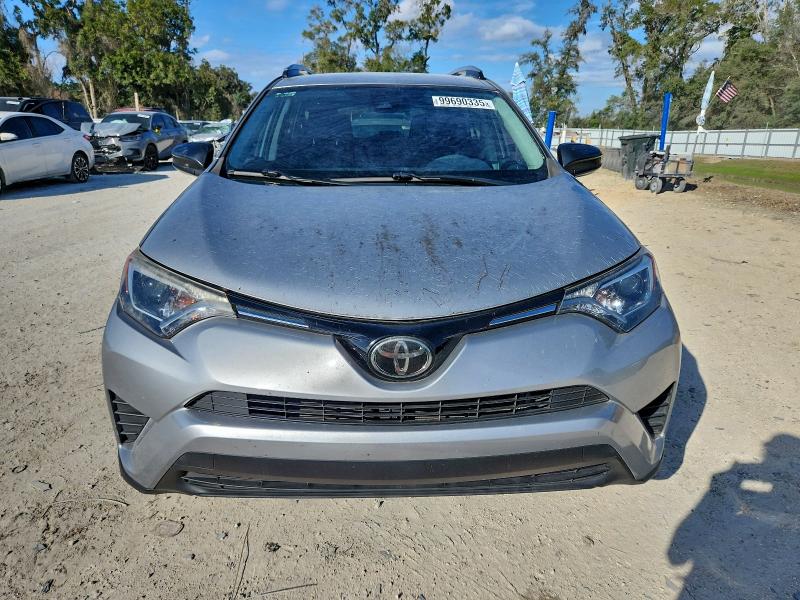 Фото 5 - TOYOTA RAV4