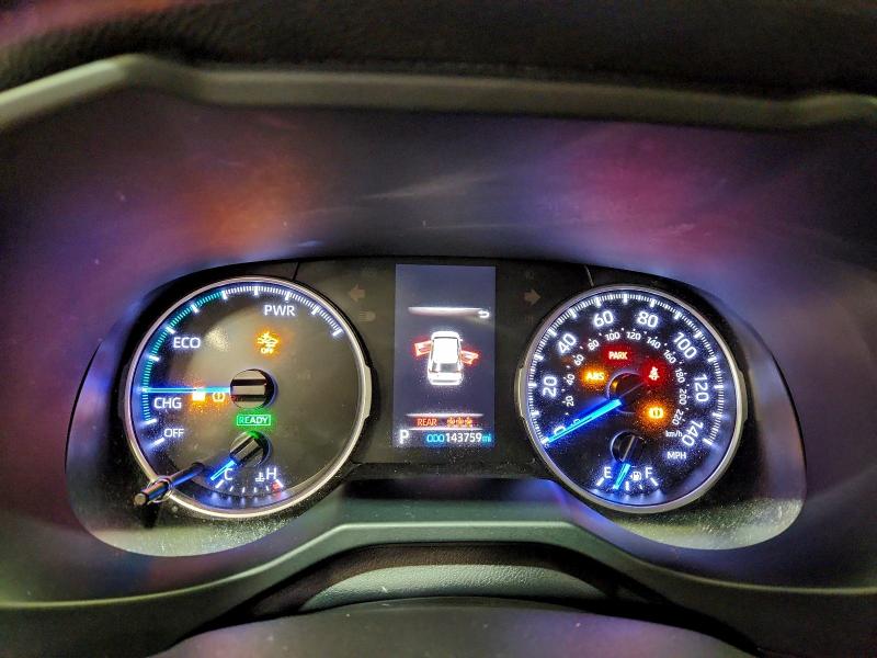 Фото 9 - TOYOTA RAV4