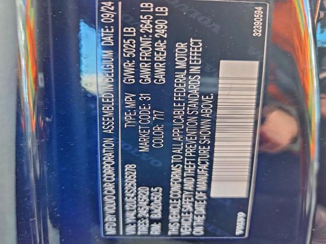 Фото 14 - VOLVO XC40 PLUS