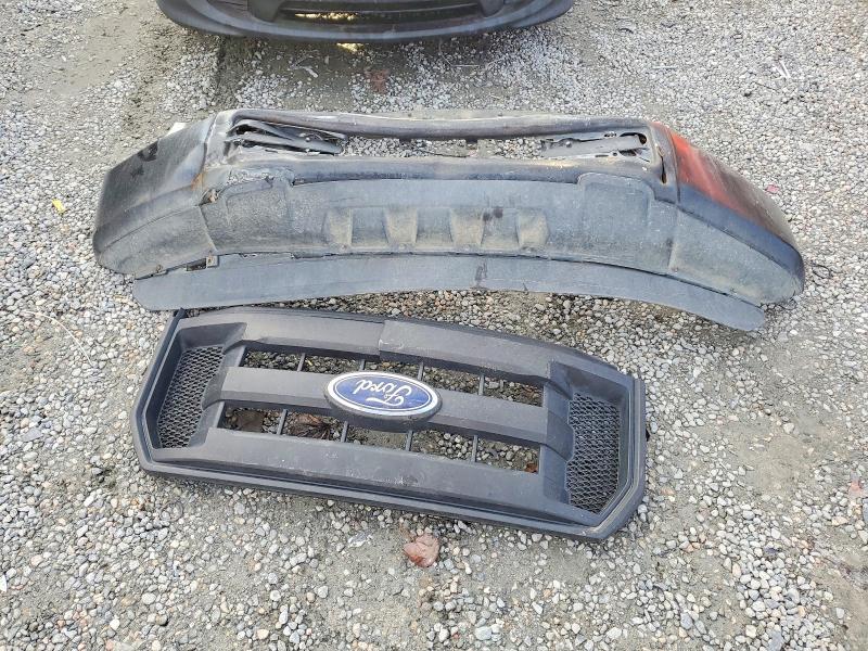 Фото 12 - FORD F-150