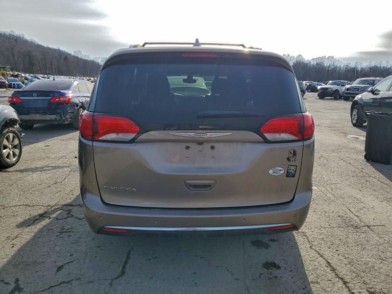 Фото 6 - CHRYSLER PACIFICA