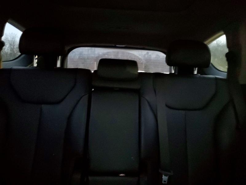 Фото 10 - HYUNDAI SANTA FE