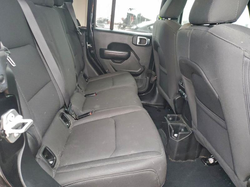 Фото 10 - JEEP GLADIATOR