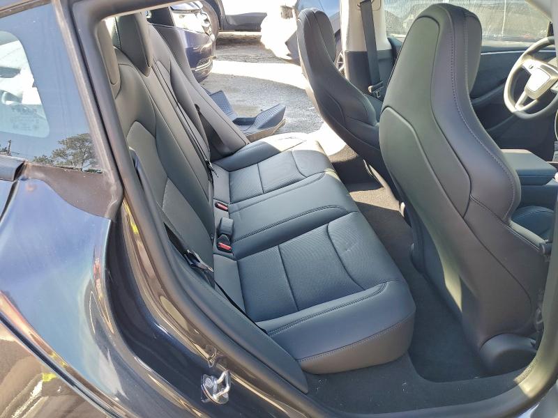 Фото 10 - TESLA MODEL 3