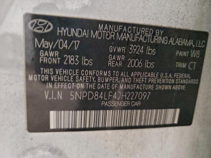 Фото 12 - HYUNDAI ELANTRA