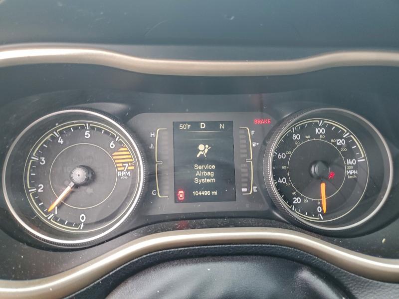 Фото 9 - JEEP GRAND CHER