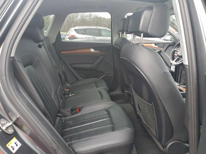 Фото 10 - AUDI Q5