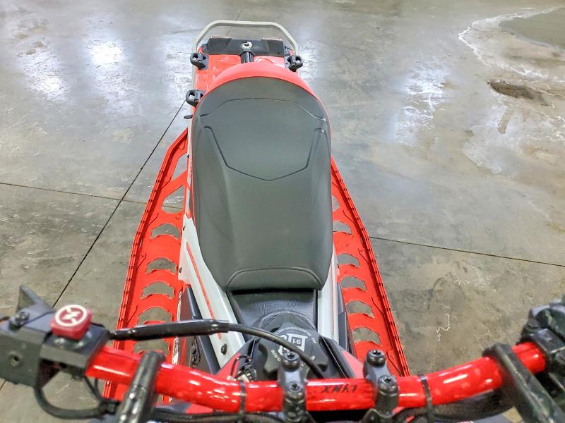 LYNX RAVE RE 35 2022