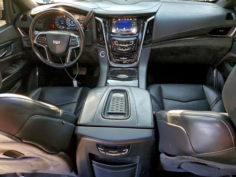 Фото 8 - CADILLAC ESCALADE