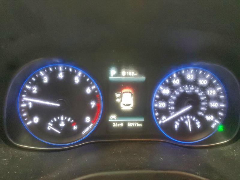 Фото 9 - HYUNDAI KONA