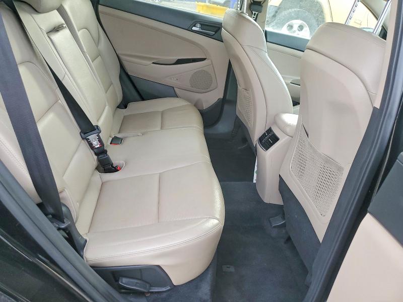 Фото 11 - HYUNDAI TUCSON