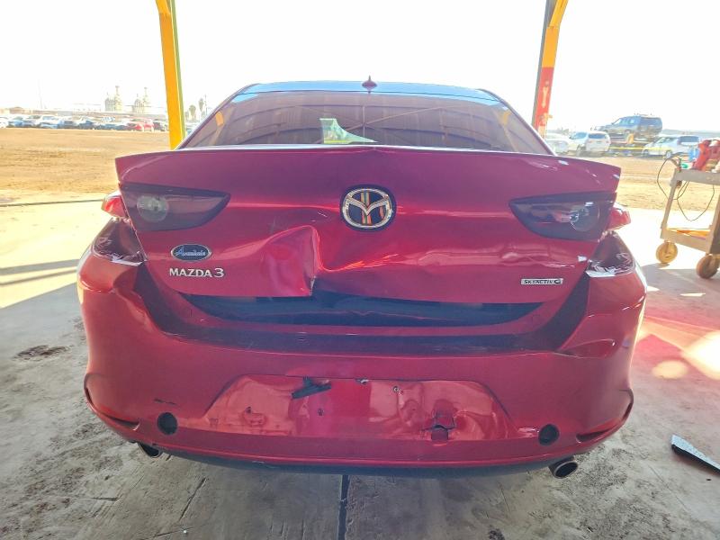 Фото 6 - MAZDA 3