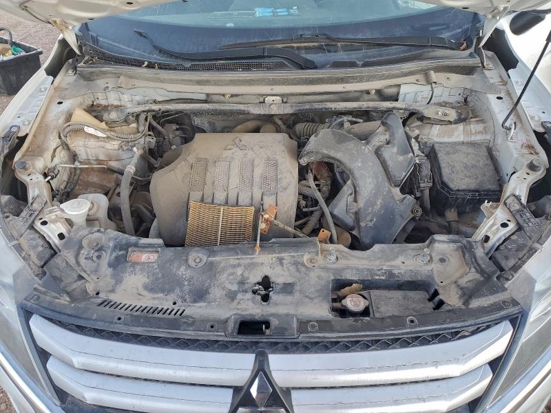 Фото 11 - MITSUBISHI ECLIPSE