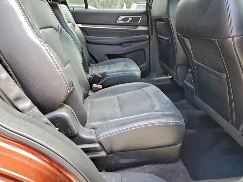 Фото 11 - FORD EXPLORER