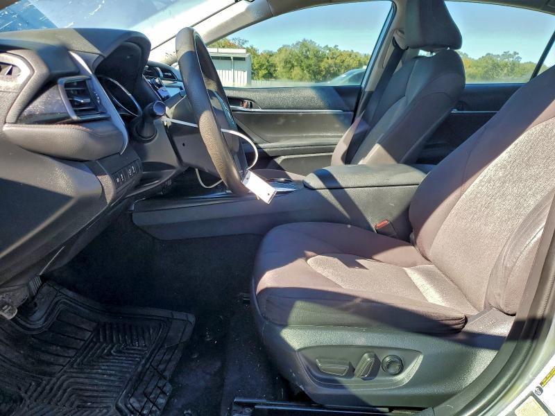 Фото 7 - TOYOTA CAMRY