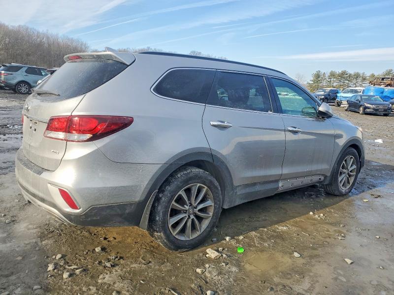 Фото 3 - HYUNDAI SANTA FE