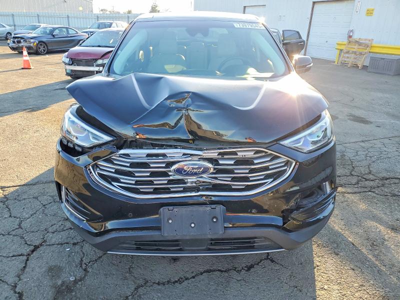 Фото 5 - FORD EDGE