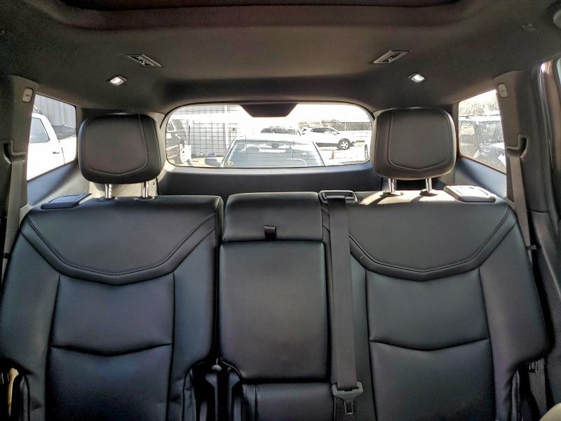 Фото 10 - CADILLAC XT6