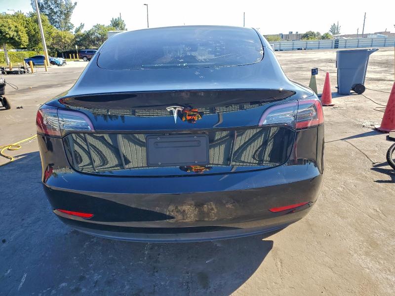 Фото 6 - TESLA MODEL 3