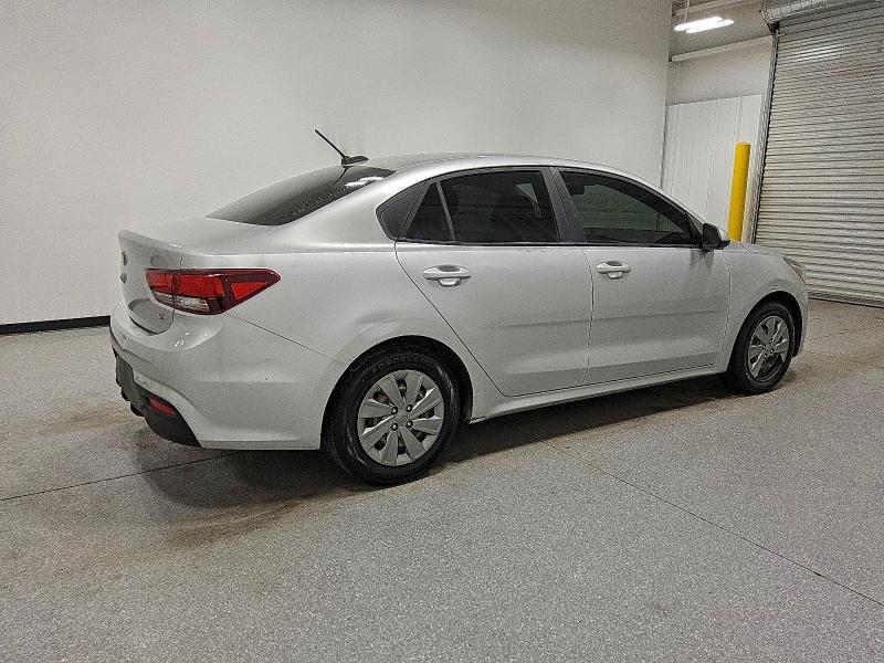 Фото 3 - KIA RIO