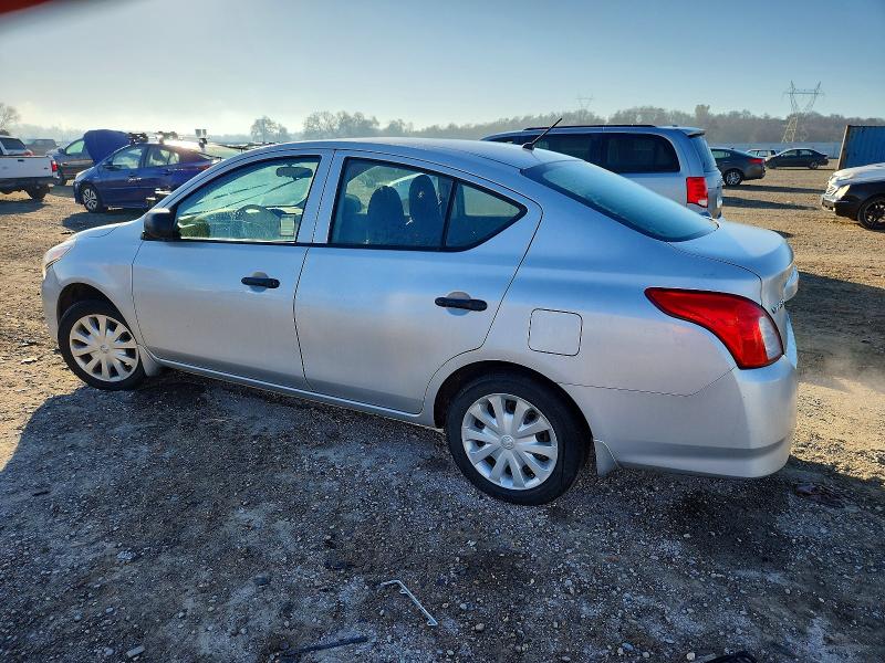 Фото 2 - NISSAN VERSA