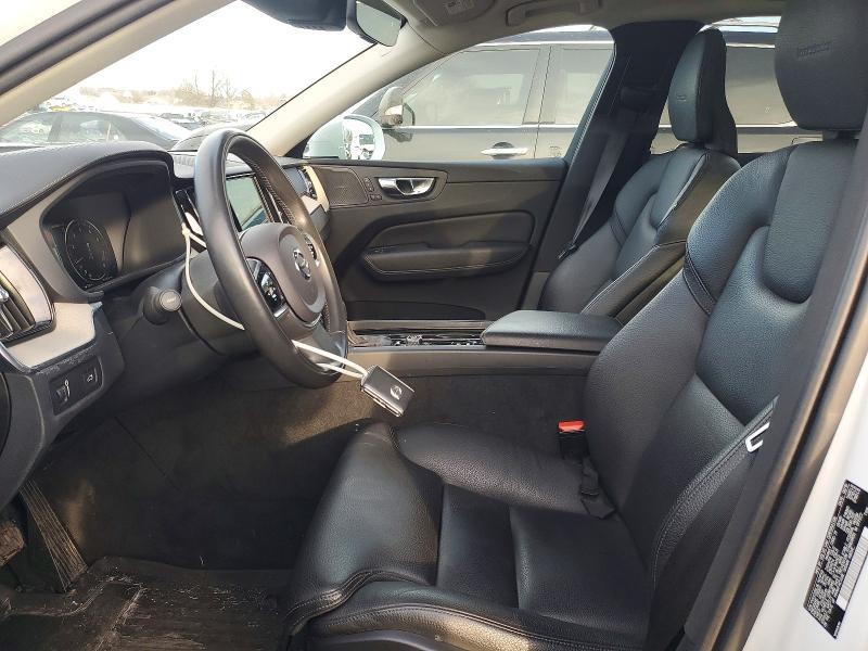 Фото 7 - VOLVO XC60