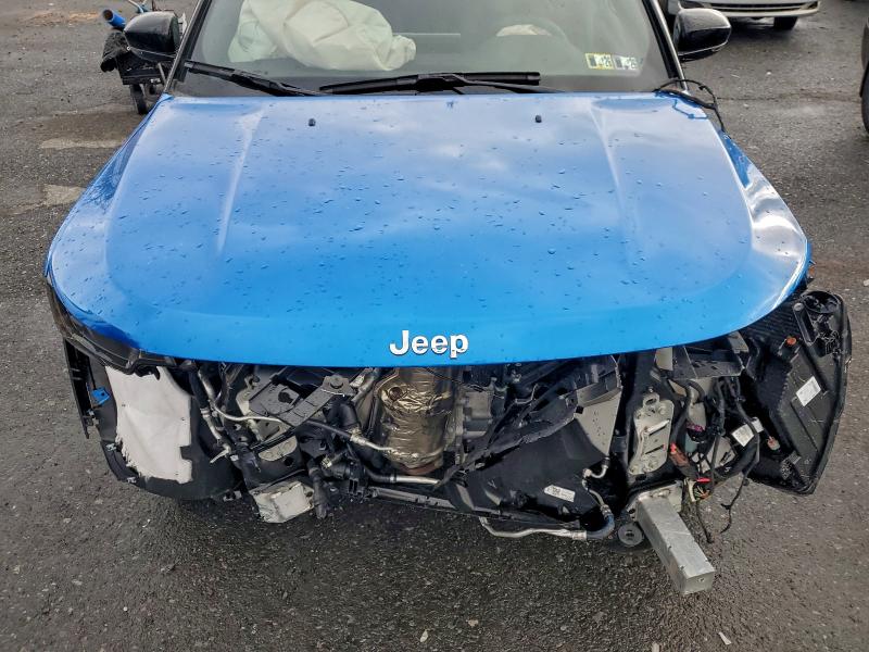 Фото 11 - JEEP COMPASS