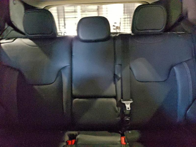 Фото 10 - JEEP RENEGADE