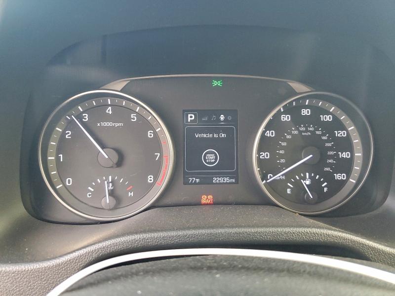 Фото 9 - HYUNDAI ELANTRA