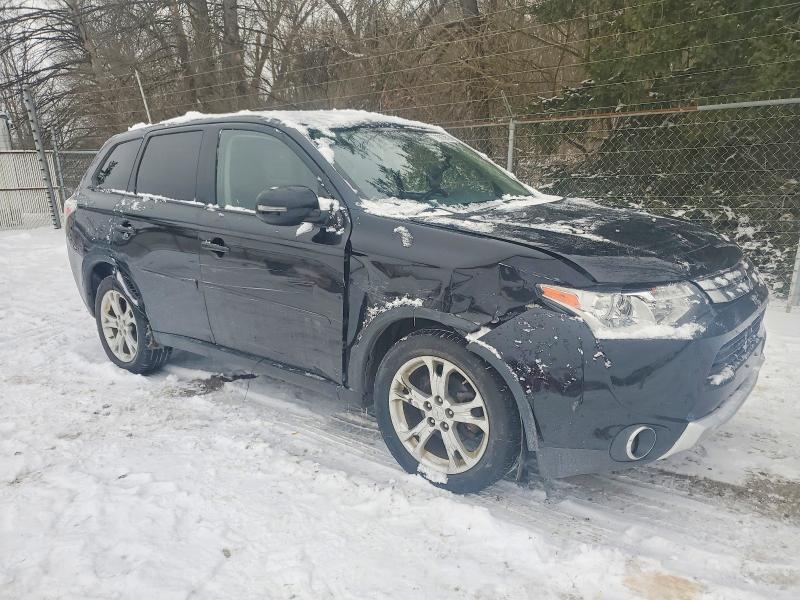 Фото 4 - MITSUBISHI OUTLANDER