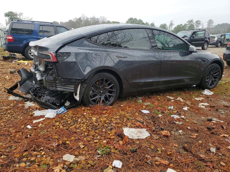 Фото 3 - TESLA MODEL 3