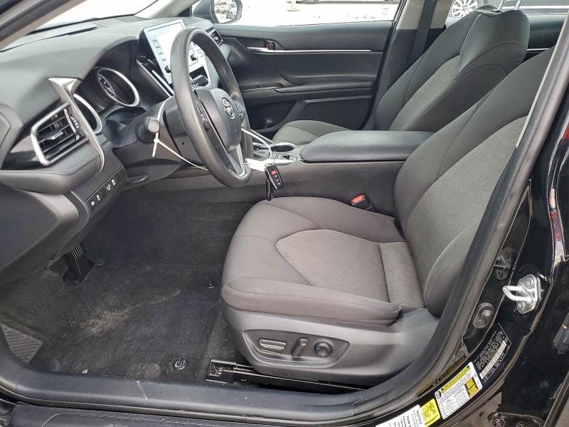 Фото 7 - TOYOTA CAMRY