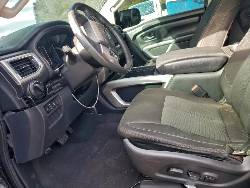 Фото 7 - NISSAN TITAN