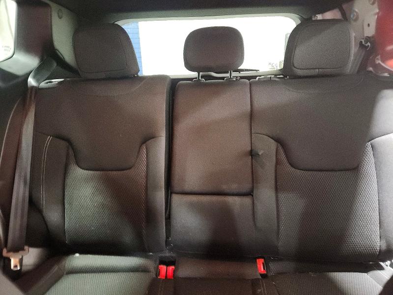 Фото 10 - JEEP RENEGADE A