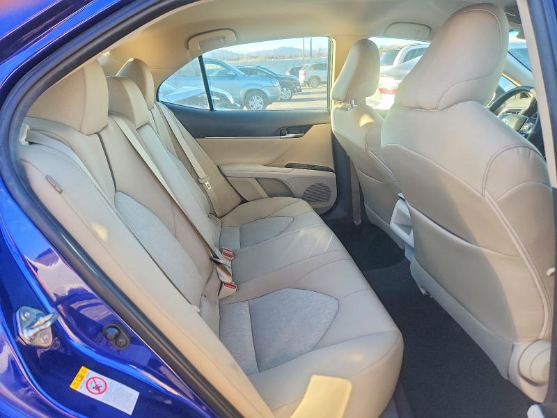 Фото 10 - TOYOTA CAMRY