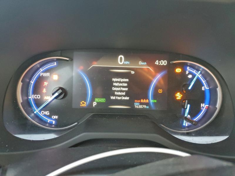 Фото 9 - TOYOTA RAV4