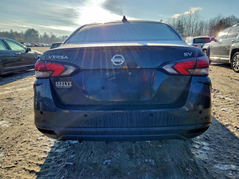 Фото 6 - NISSAN VERSA