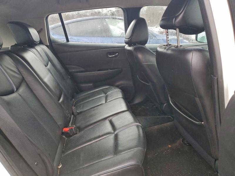 Фото 10 - NISSAN LEAF