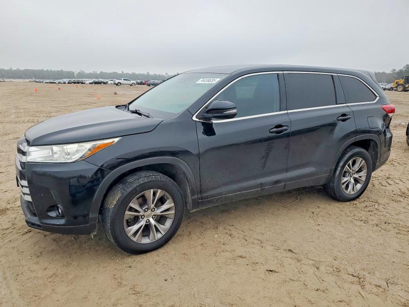 Фото 1 - TOYOTA HIGHLANDER