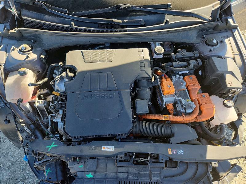 Фото 11 - HYUNDAI ELANTRA