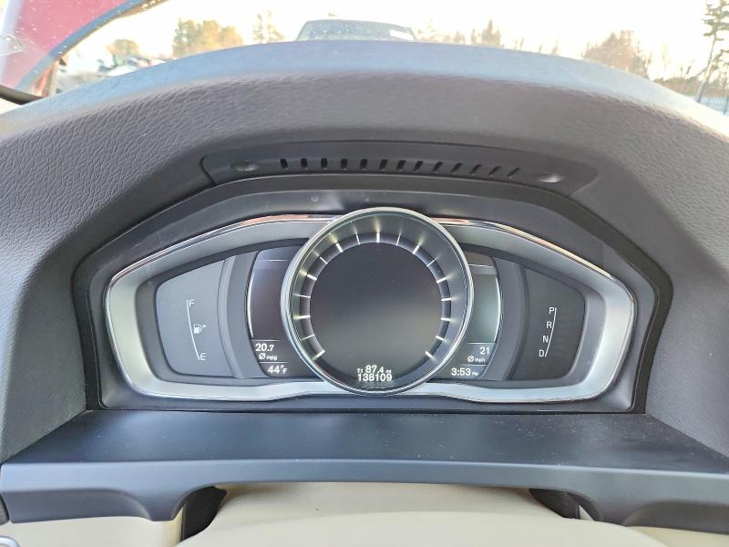 Фото 9 - VOLVO S60