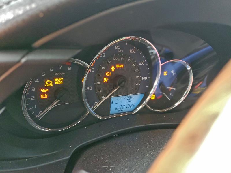 Фото 9 - TOYOTA COROLLA