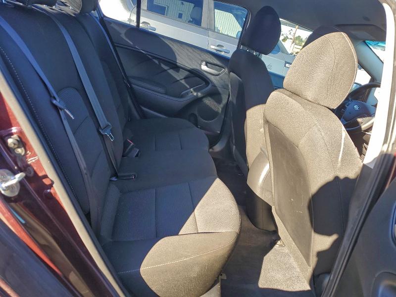 Фото 10 - KIA FORTE