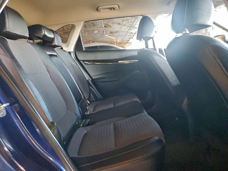 Фото 10 - KIA SELTOS