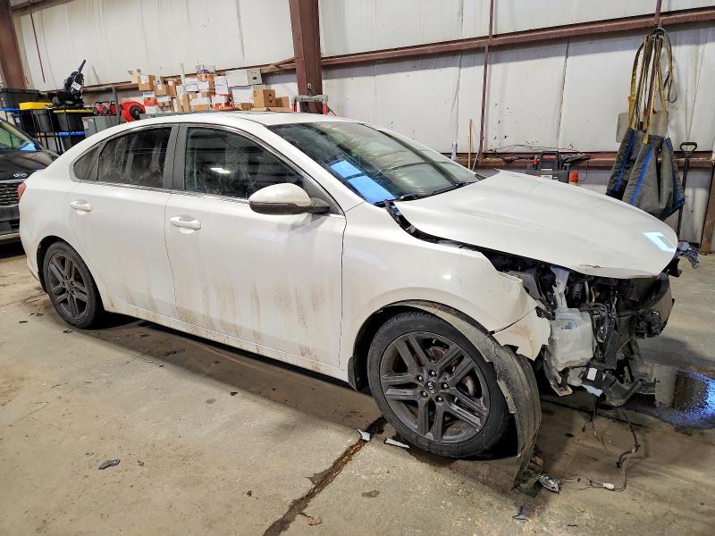 Фото 4 - KIA FORTE