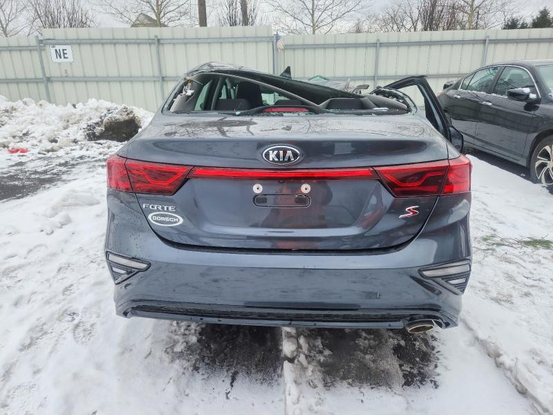 Фото 6 - KIA FORTE