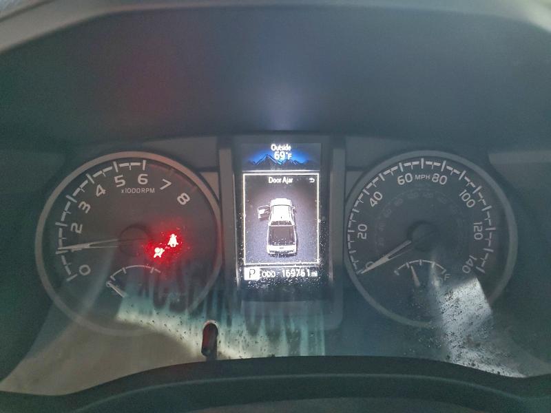 Фото 9 - TOYOTA TACOMA