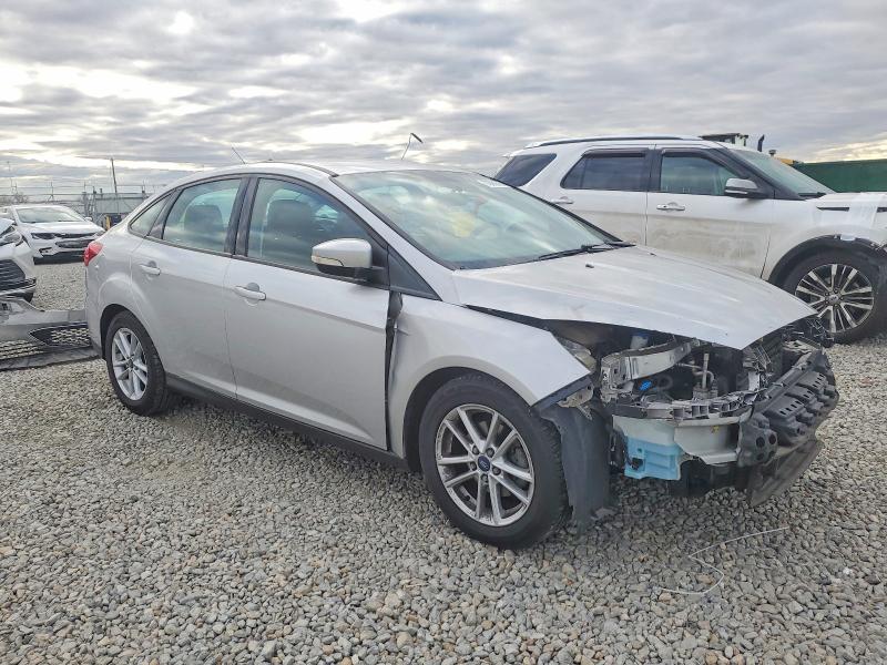 Фото 4 - FORD FOCUS